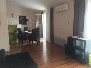 Апартаменты Apartments Vila Andja Свети-Стефан Апартаменты с 2 спальнями и террасой-5