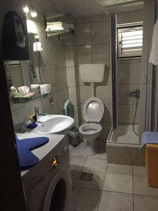 Апартаменты Apartments Vila Andja Свети-Стефан Апартаменты с 2 спальнями и террасой-20